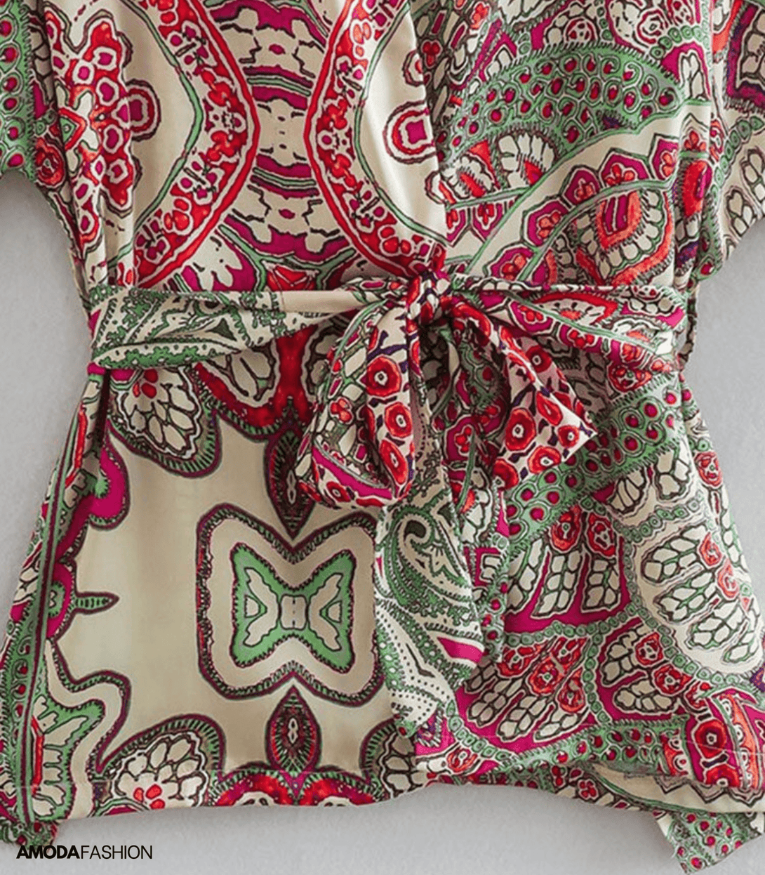 Jacke und Hose mit Kimonodruck - Amodafashion.de