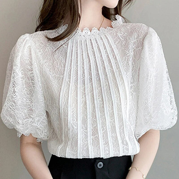 Amelie - Vielseitige weiße Bluse mit halbem Puffärmel